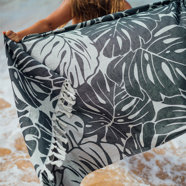 Tarovine Black Cotton Turkish Beach Towel - palvelukotilounatuuli