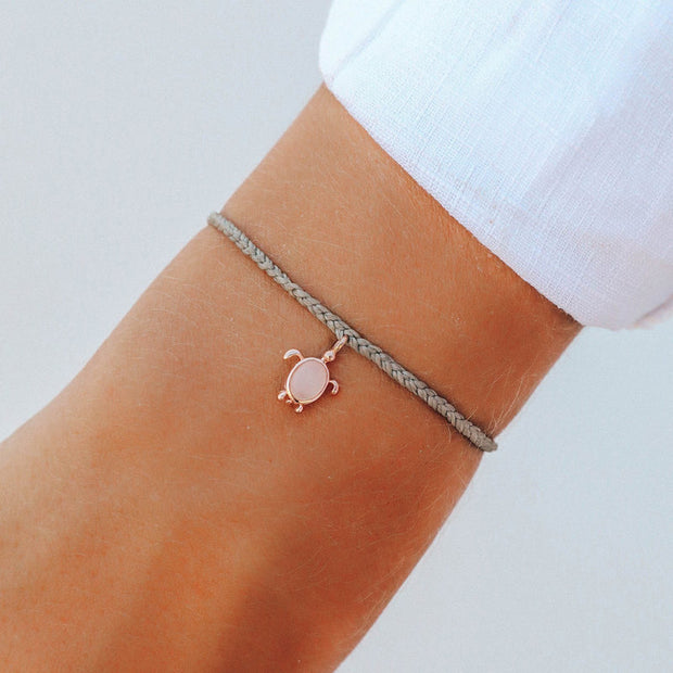Save the Sea Turtle Rose Gold Charm Bracelet - Light Grey - palvelukotilounatuuli