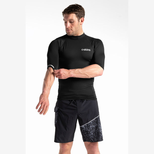 UV Skins Mens Basic Short Sleeve Vest- Black - palvelukotilounatuuli